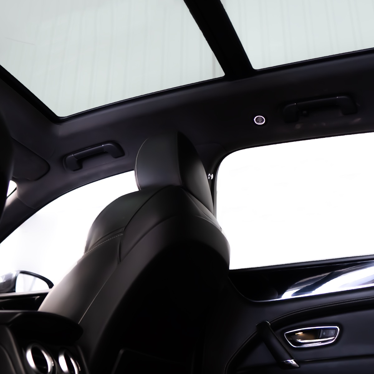 2018 Bentley Bentayga Image 10